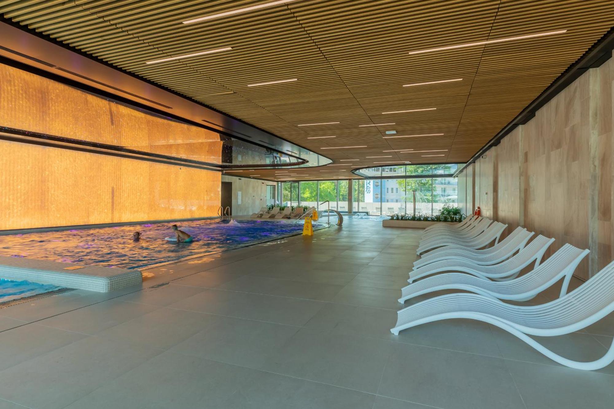 Royallux Apartment Waves Resort & Spa - Sea View From Balcony By Renters Prestige Miedzyzdroje Luaran gambar
